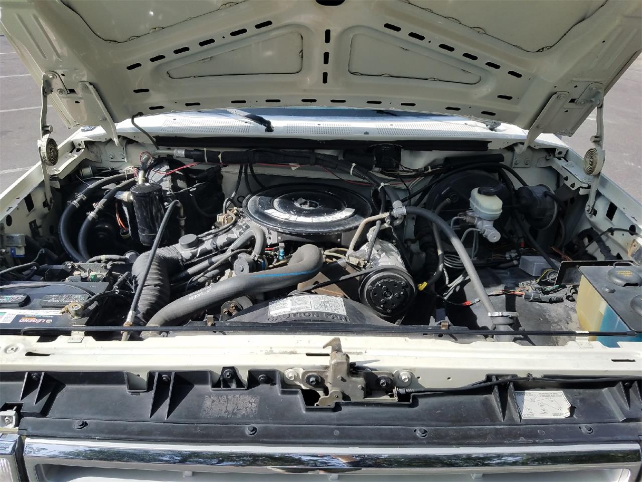Ford-F250-lariat-1987-White-Blue-8