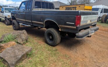 Ford-F250-lariat-1990-black-3