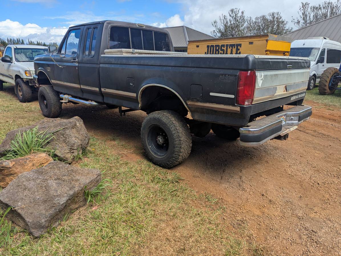 Ford-F250-lariat-1990-black-3