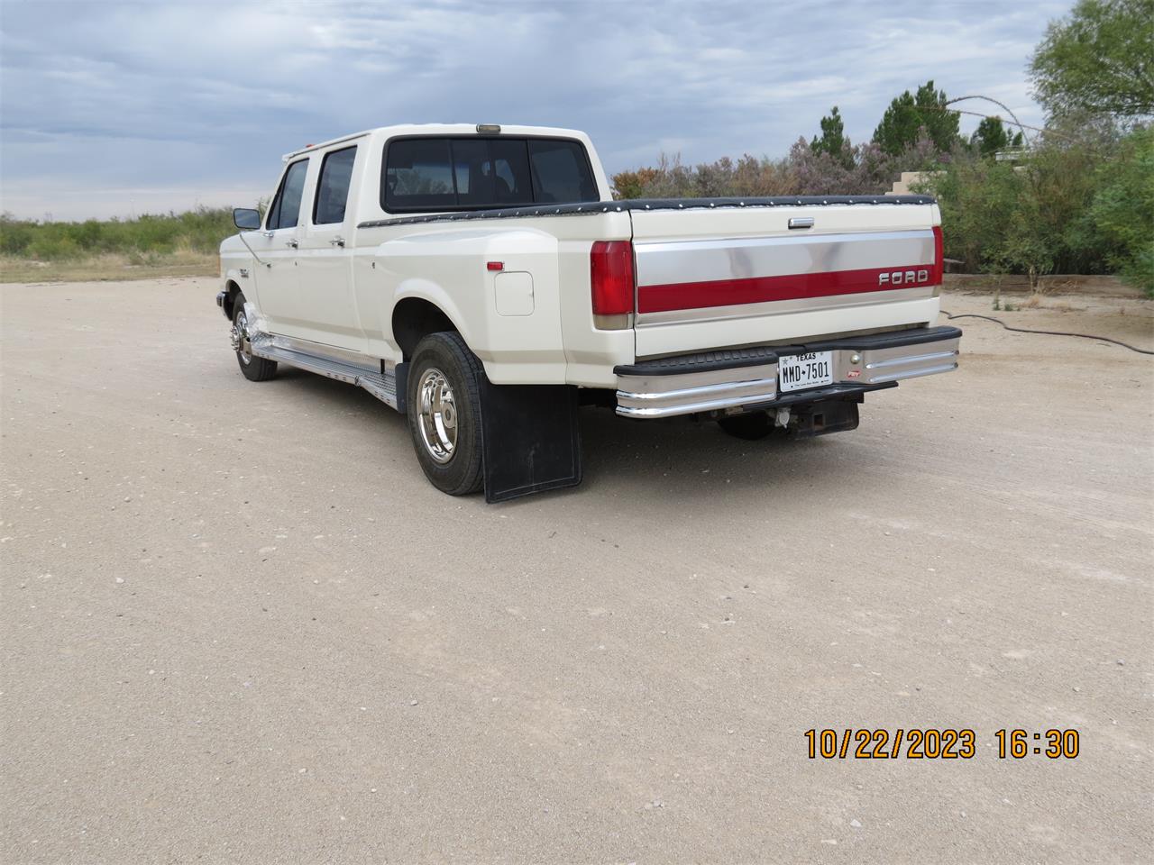 Ford-F350-1989-Wimbledon-white-Blue-11