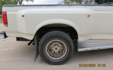 Ford-F350-1989-Wimbledon-white-Blue-22