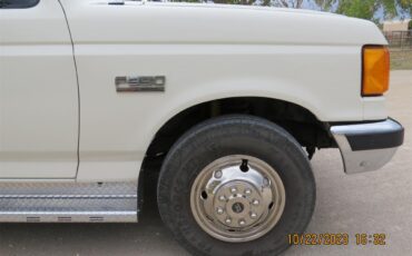 Ford-F350-1989-Wimbledon-white-Blue-24