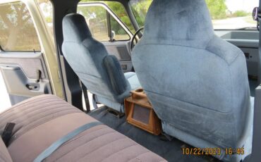 Ford-F350-1989-Wimbledon-white-Blue-29