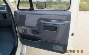 Ford-F350-1989-Wimbledon-white-Blue-31