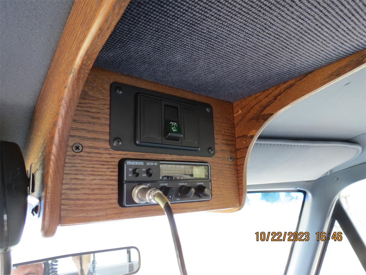 Ford-F350-1989-Wimbledon-white-Blue-33