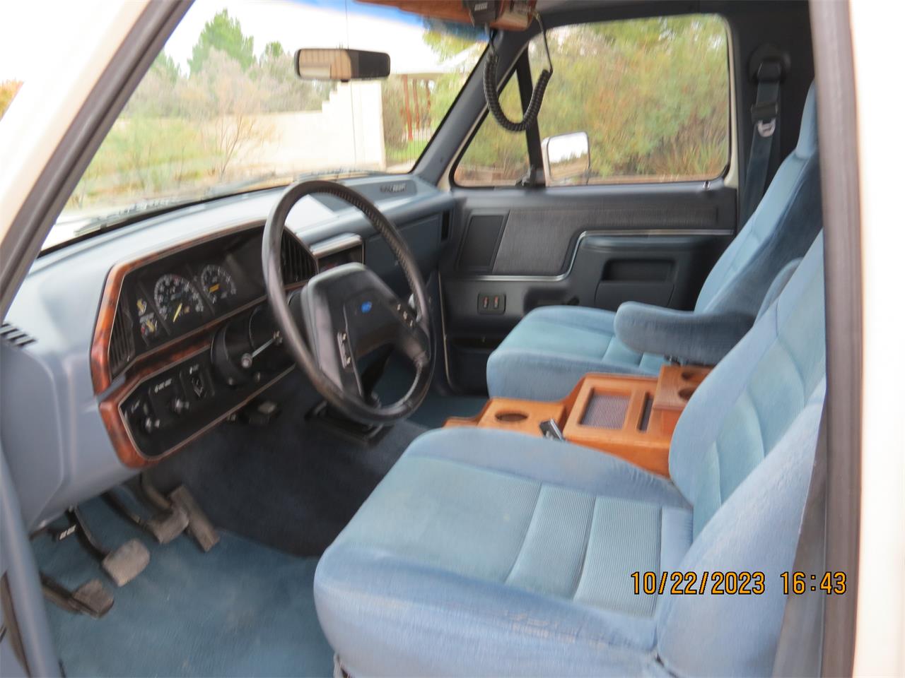 Ford-F350-1989-Wimbledon-white-Blue-39
