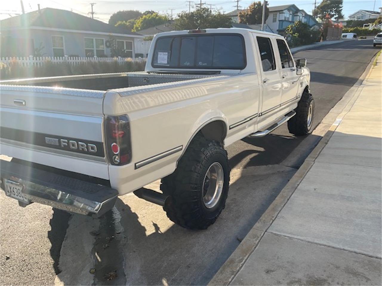 Ford-F350-1994-White-Grey