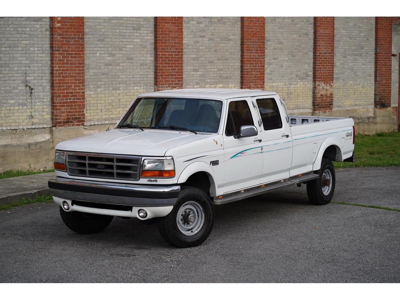 Ford-F350-1995-White-Blue-24