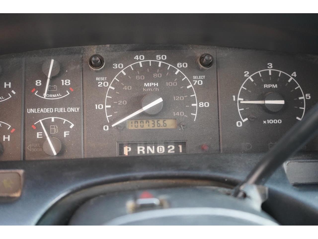 Ford-F350-1995-White-Blue-35