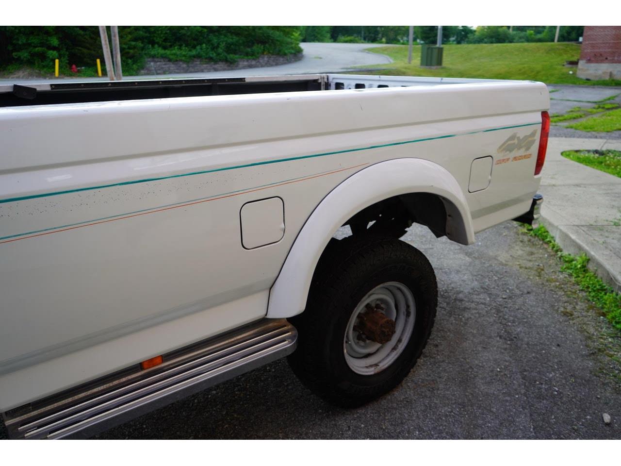 Ford-F350-1995-White-Blue-41