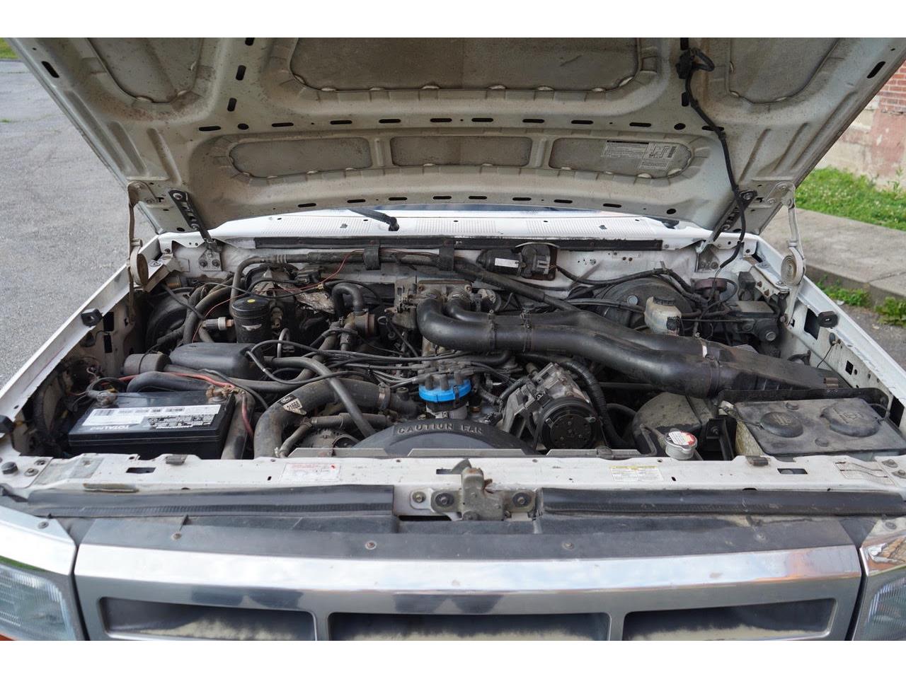 Ford-F350-1995-White-Blue-47