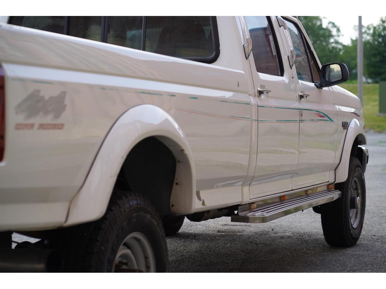 Ford-F350-1995-White-Blue-5