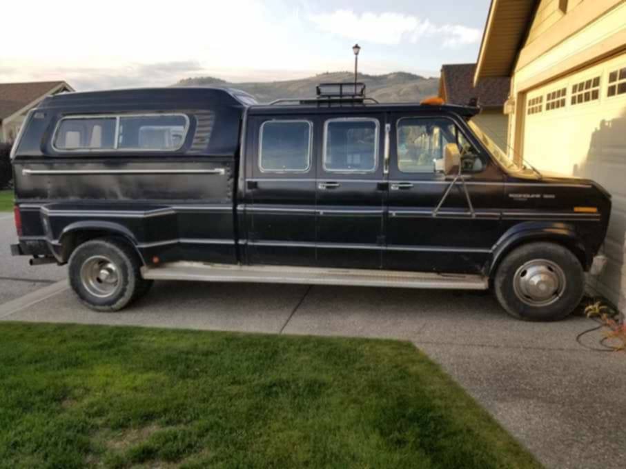 Ford-F350-centurion-diesel-1985-black
