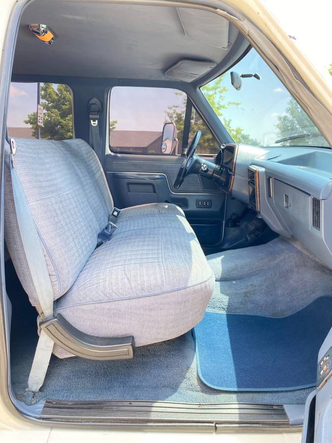 Ford-F350-super-duty-xlt-diesel-1991-white-14