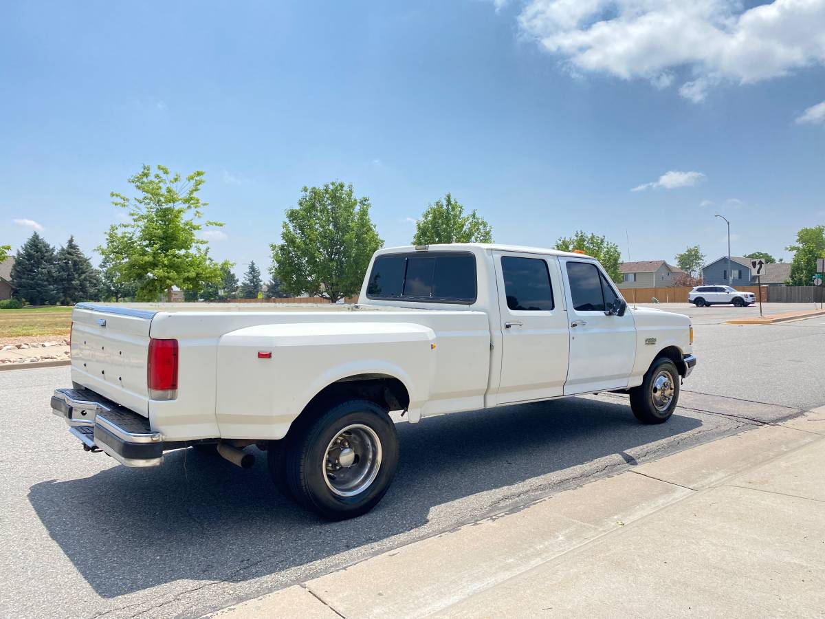 Ford-F350-super-duty-xlt-diesel-1991-white-4
