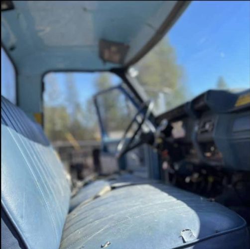 Ford-F650-1982-Black-5