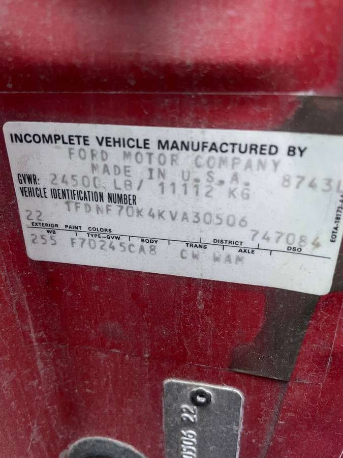 Ford-F700-1989-red-2
