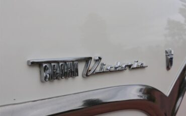 Ford-Fairlane-1955-10