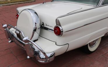 Ford-Fairlane-1955-26