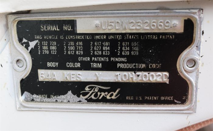 Ford-Fairlane-1955-29
