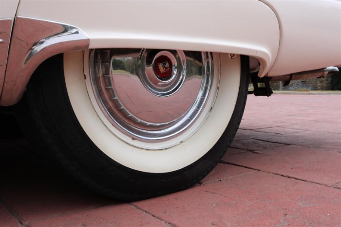 Ford-Fairlane-1955-9
