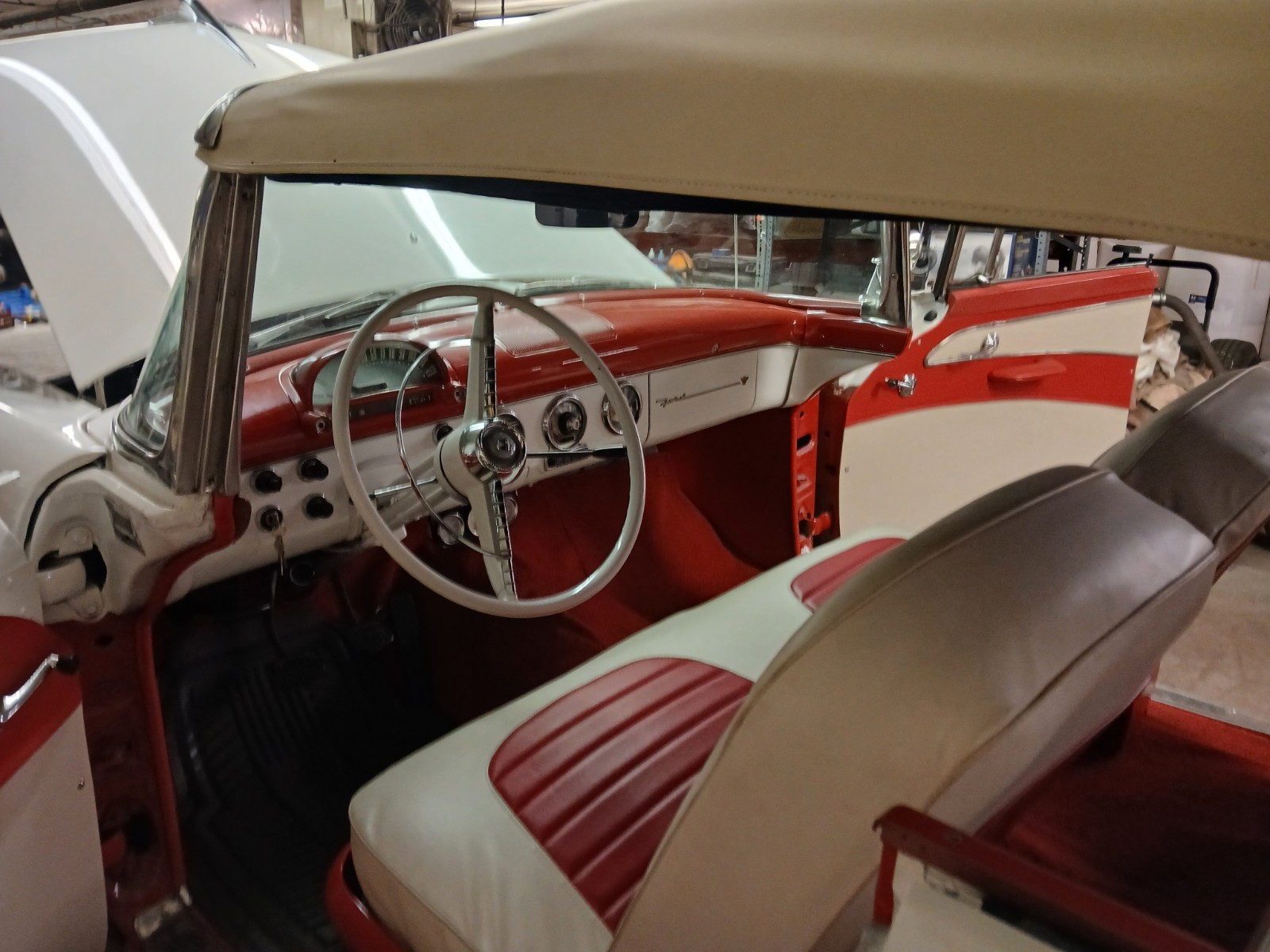 Ford-Fairlane-1955-Convertible-3