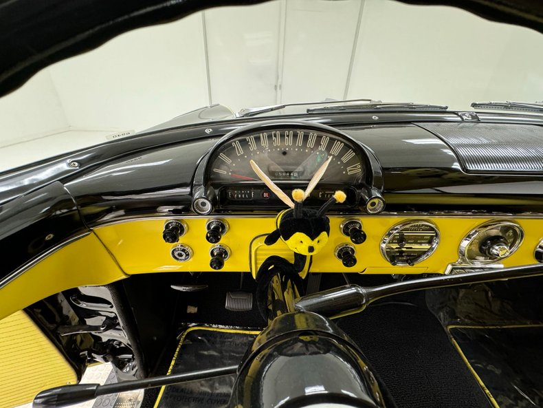 Ford-Fairlane-1955-Raven-Black-Black-12
