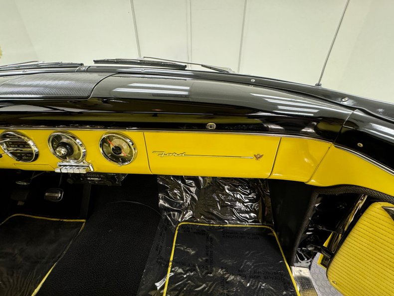 Ford-Fairlane-1955-Raven-Black-Black-15