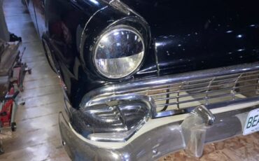 Ford-Fairlane-1956-3