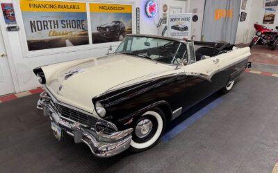Ford Fairlane 1956 --