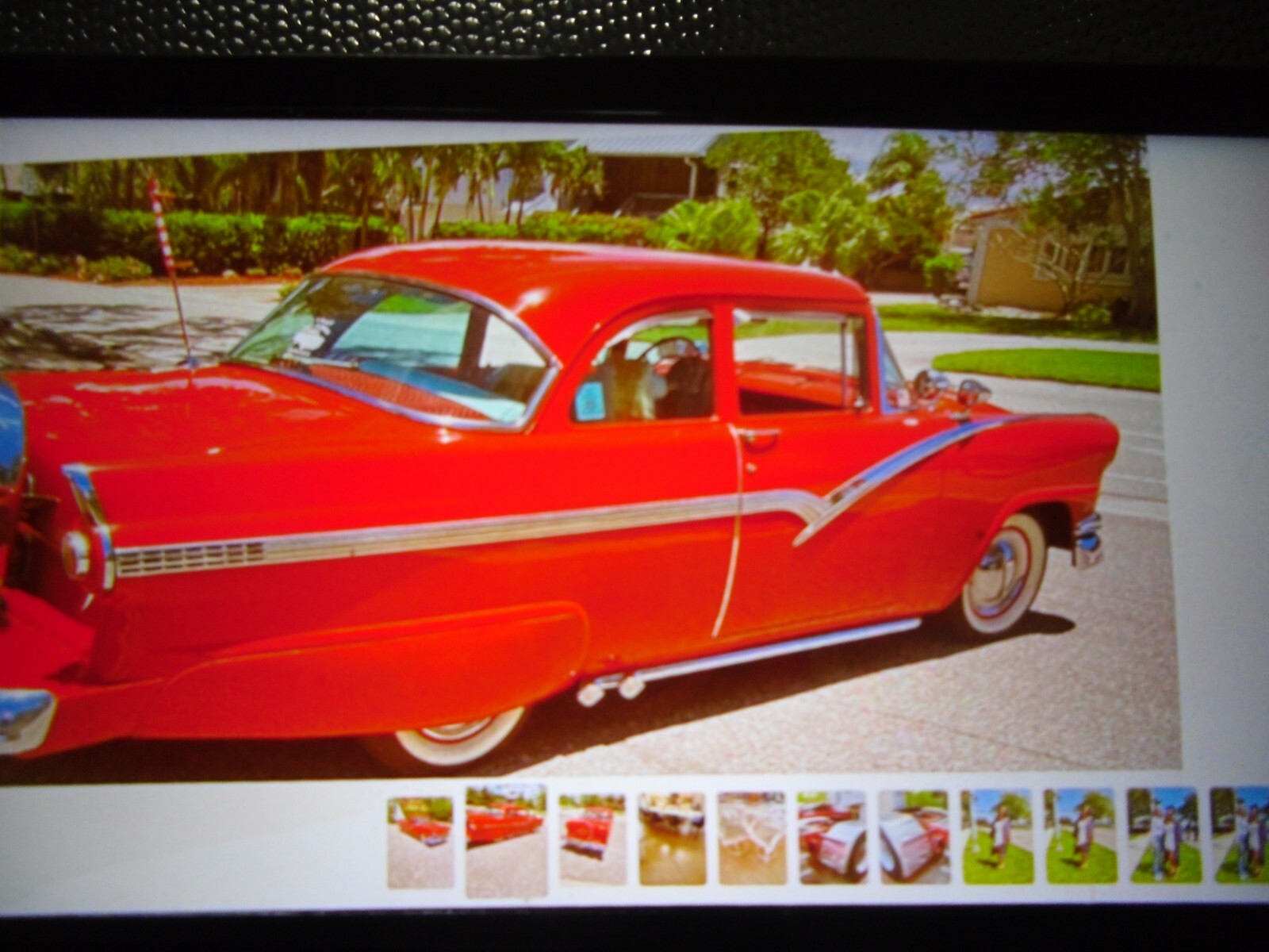 Ford-Fairlane-1956-Sedan-2