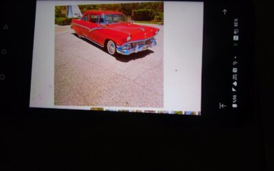 Ford Fairlane 1956 Sedan