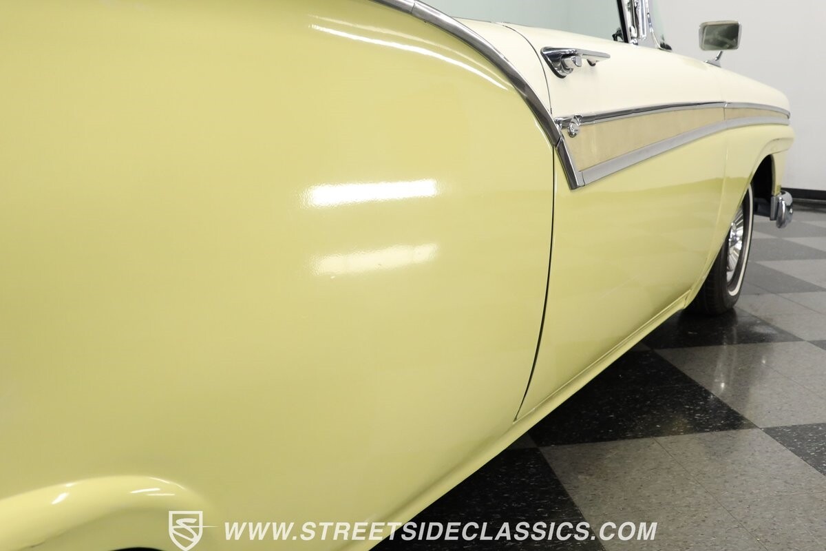 Ford-Fairlane-1957-Convertible-26