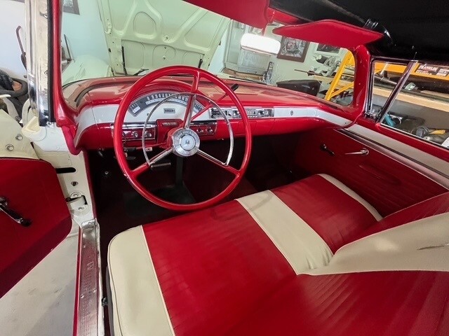 Ford-Fairlane-1957-Convertible-26