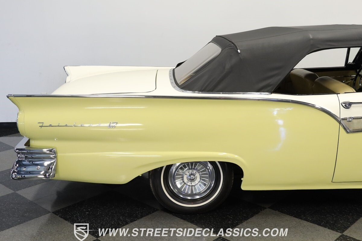 Ford-Fairlane-1957-Convertible-27