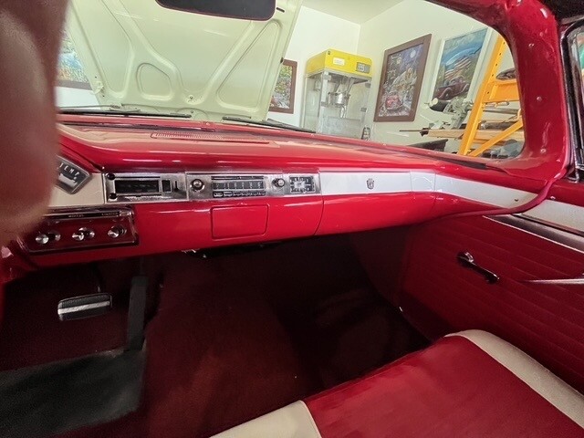 Ford-Fairlane-1957-Convertible-27