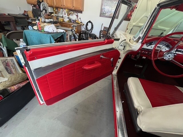 Ford-Fairlane-1957-Convertible-30