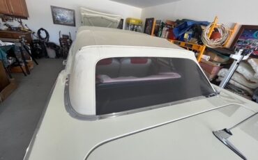 Ford-Fairlane-1957-Convertible-32