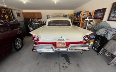Ford-Fairlane-1957-Convertible-33
