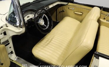 Ford-Fairlane-1957-Convertible-4