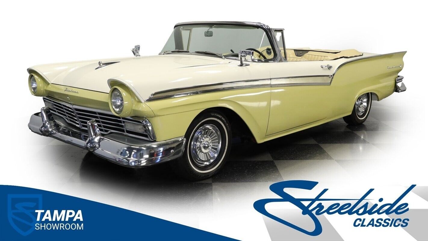 Ford Fairlane 1957 Convertible