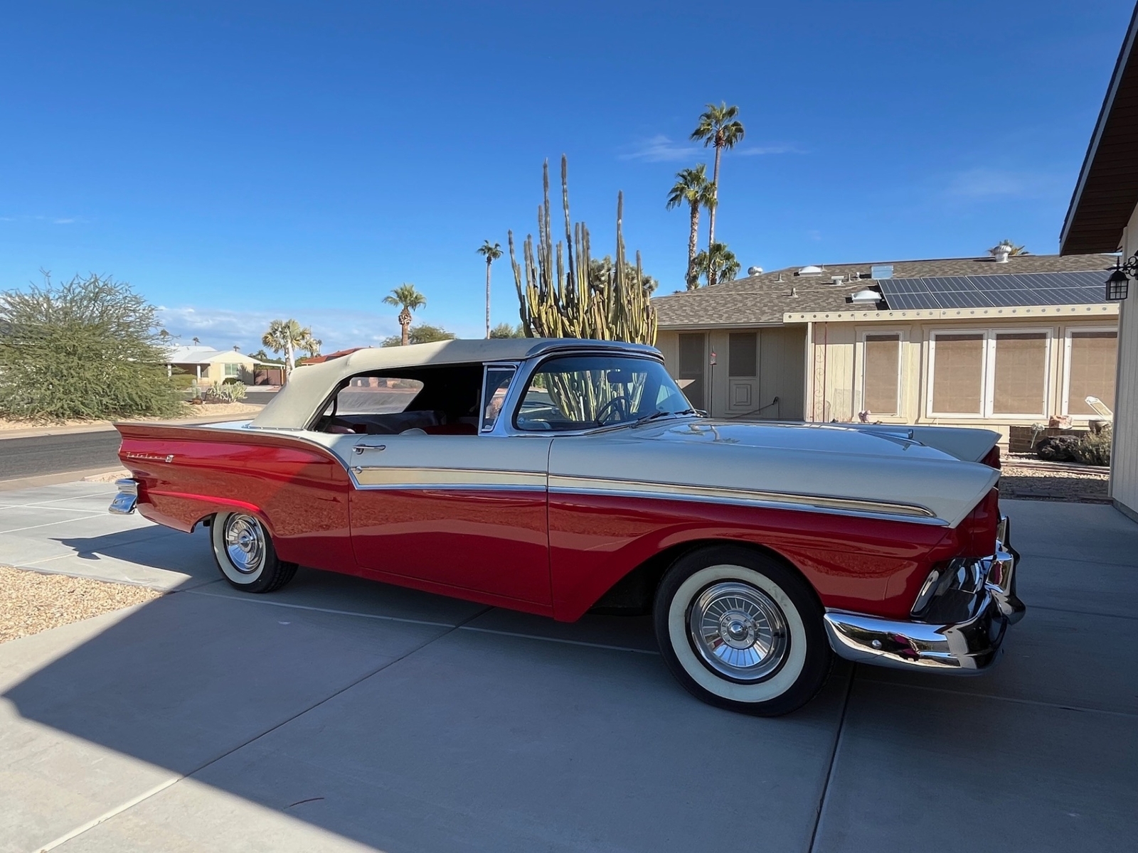 Ford-Fairlane-1957-Convertible-7