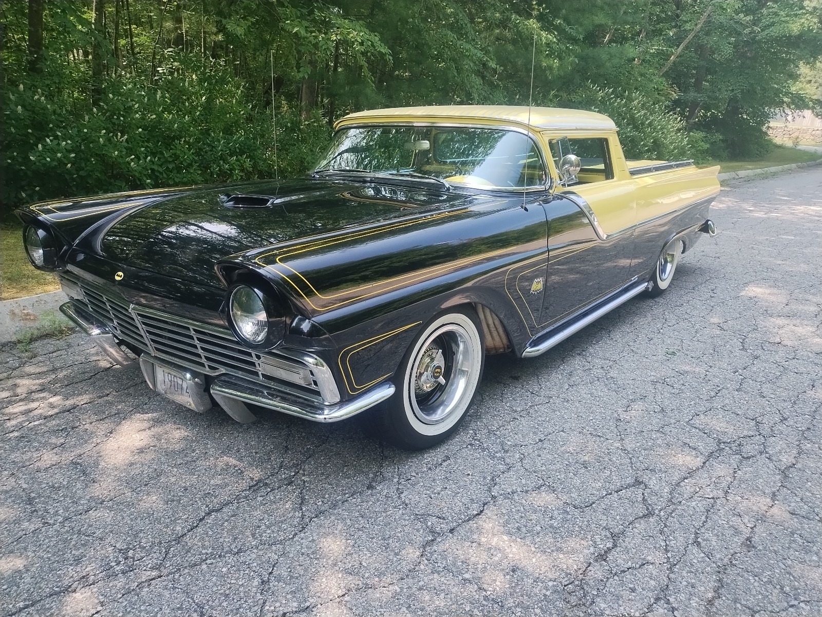 Ford Fairlane 1957