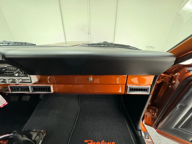 Ford-Fairlane-1966-Nutmeg-Black-15