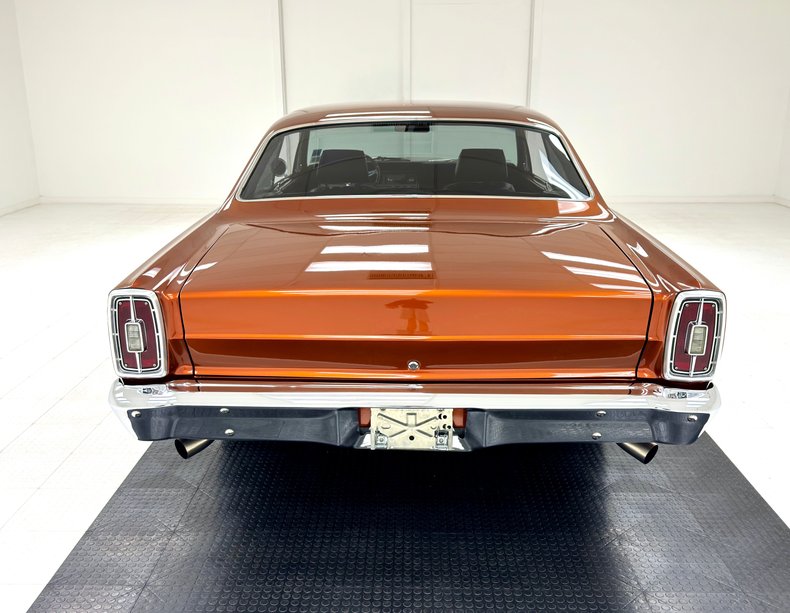 Ford-Fairlane-1966-Nutmeg-Black-2