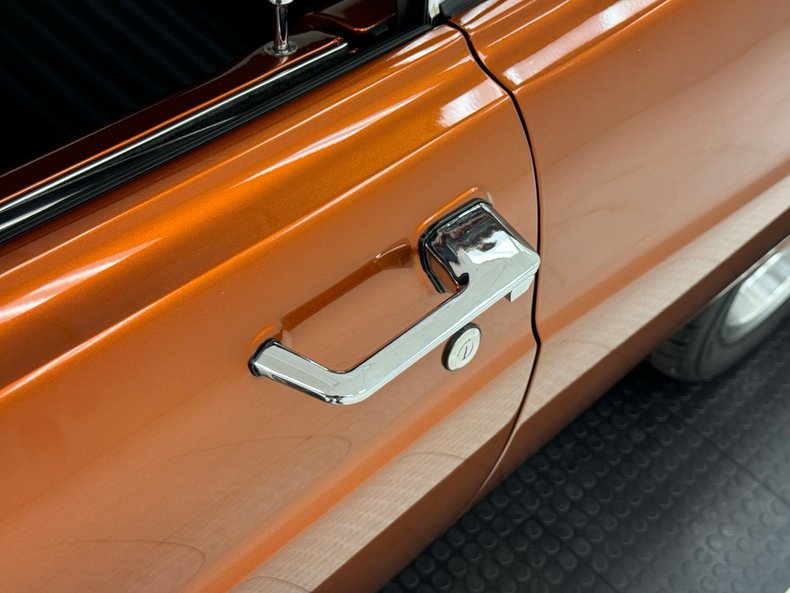 Ford-Fairlane-1966-Nutmeg-Black-23