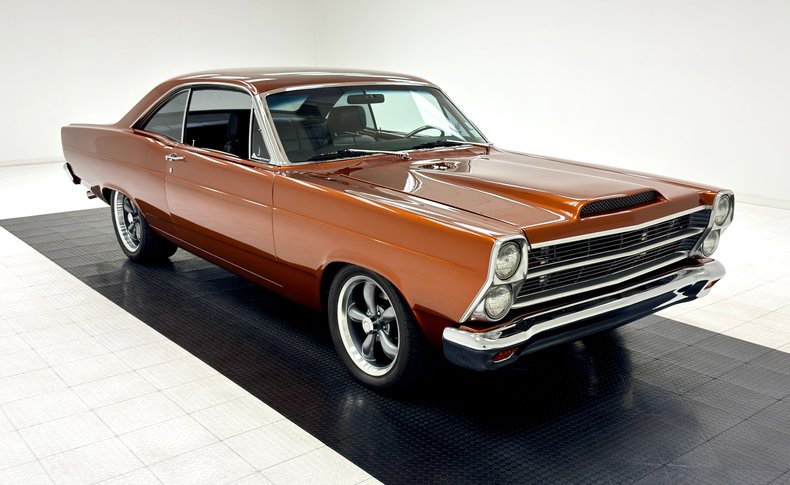 Ford-Fairlane-1966-Nutmeg-Black-5