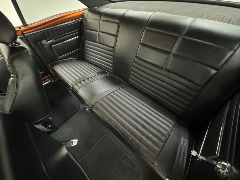 Ford-Fairlane-1966-Nutmeg-Black-8