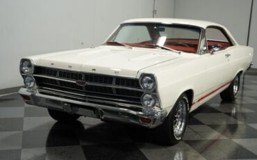 Ford-Fairlane-1967-Fastback-17