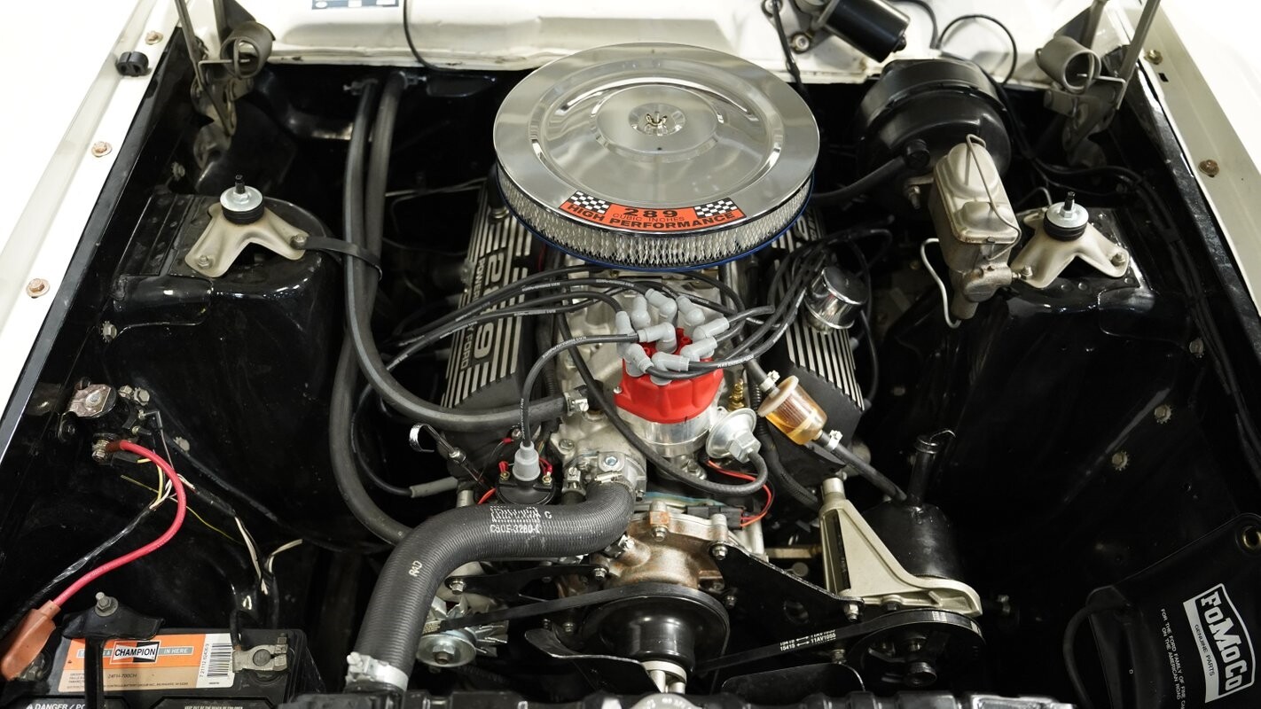 Ford-Fairlane-1967-Fastback-3